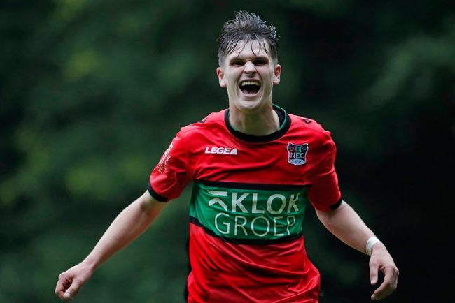 詹姆斯的传 詹姆斯的传