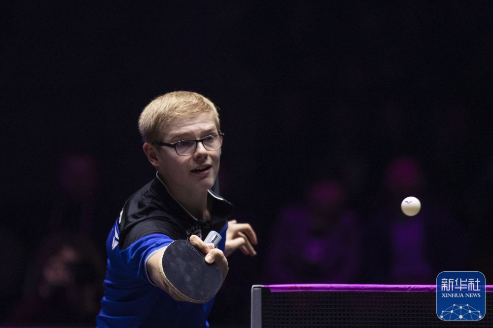 当你看完他 当你看完他