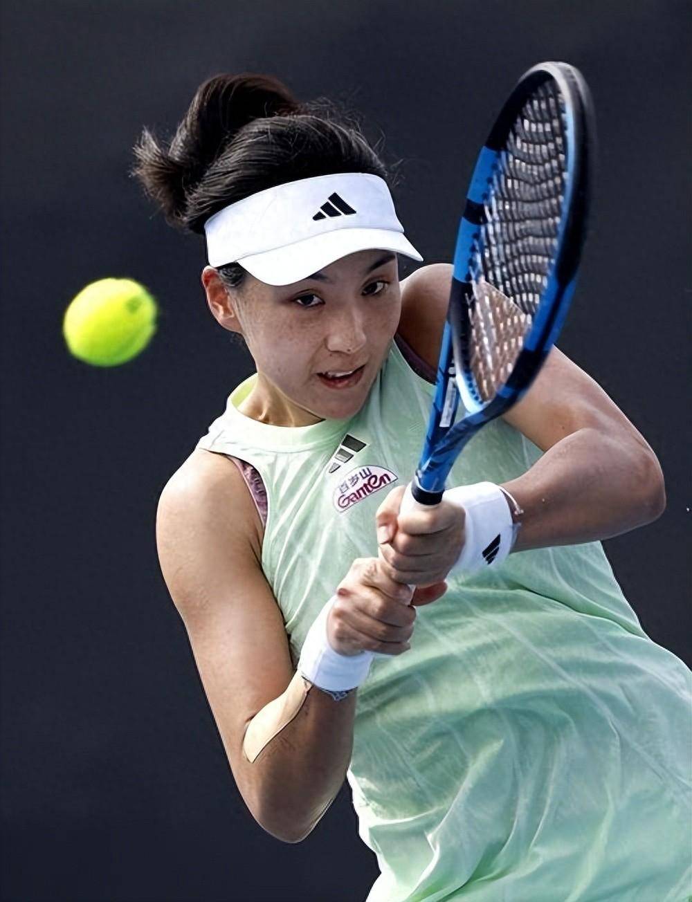 的洞察力和 的洞察力和