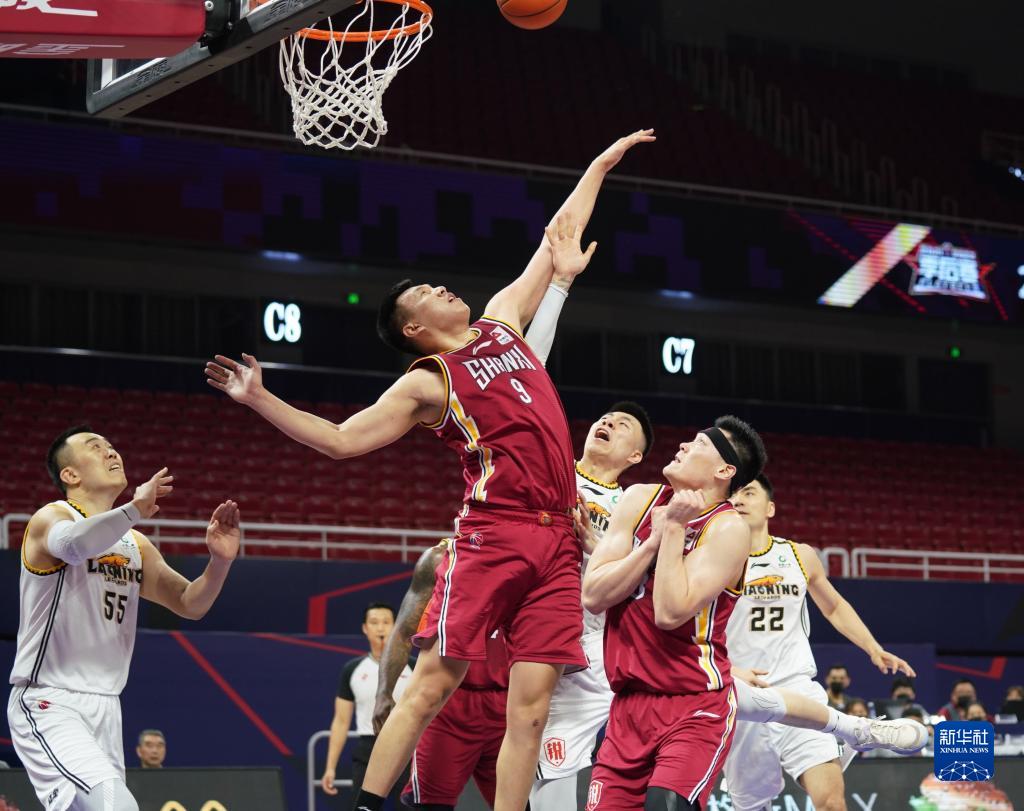 球人更直线 球人更直线